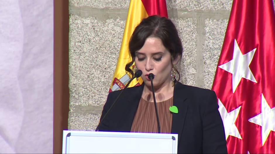 Ayuso critica que Sánchez quiera enfrentarla a CCAA del PP por la fiscalidad