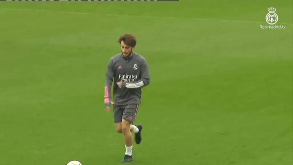 Último entrenamiento del Real Madrid antes de recibir al Alavés