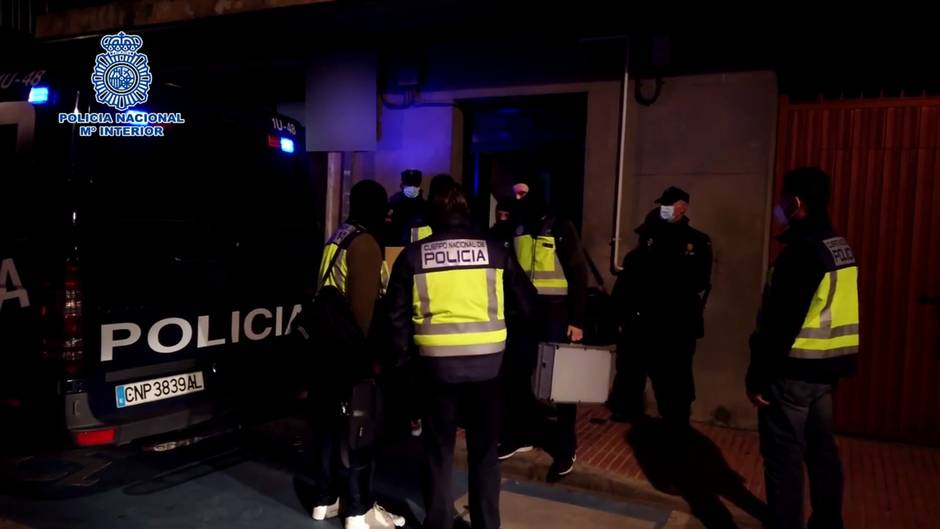 La Policía detiene en Getafe a un imán por su actividad pro Daesh