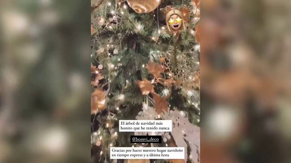 Laura Escanes presume de árbol de Navidad