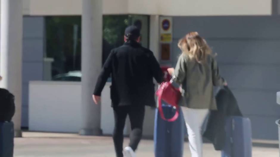 Paula Echevarría presume de barriguita tras rumores de embarazo de Yana Olina