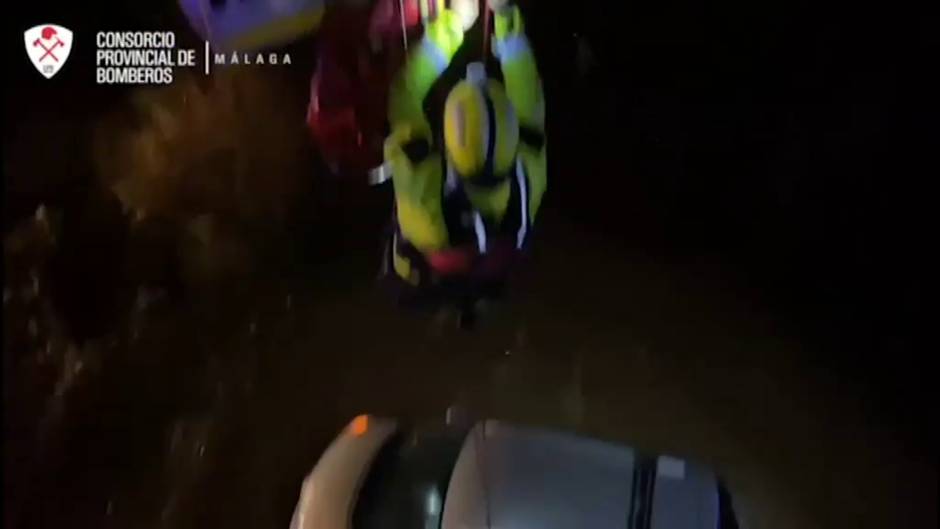 Filomena deja en Málaga una tromba de agua histórica y desperfectos en las playas