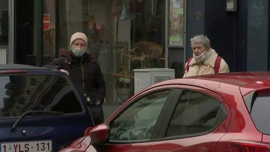 Patrullas de voluntarios se convierten en los chicos COVID en Bruselas