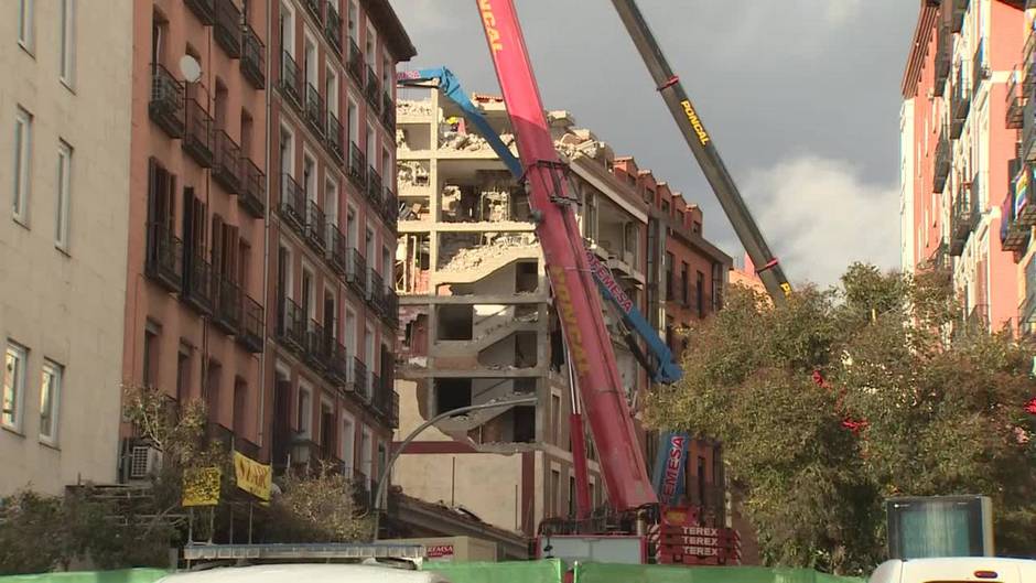 Operarios continúan trabajando en calle Toledo tras explosión