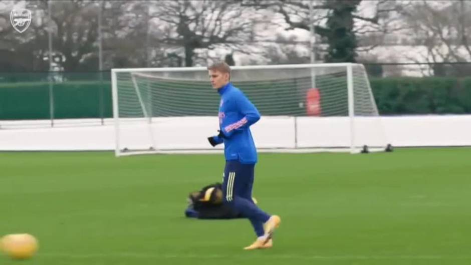 Ødegaard ya entrena con el Arsenal