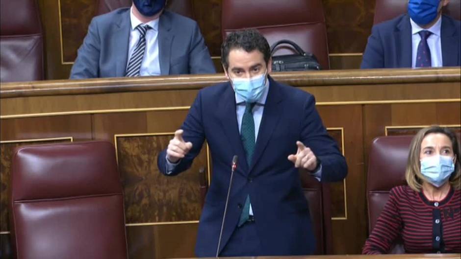 Iglesias a García Egea: "Nosotros en el Gobierno hacemos política, ustedes aquí hacen el ridículo"