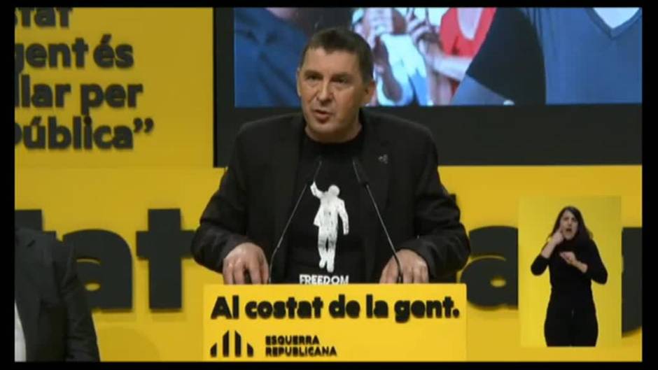 Otegi dice que si Illa puede sumar, lo hará con "todos los que no quieren la República catalana"