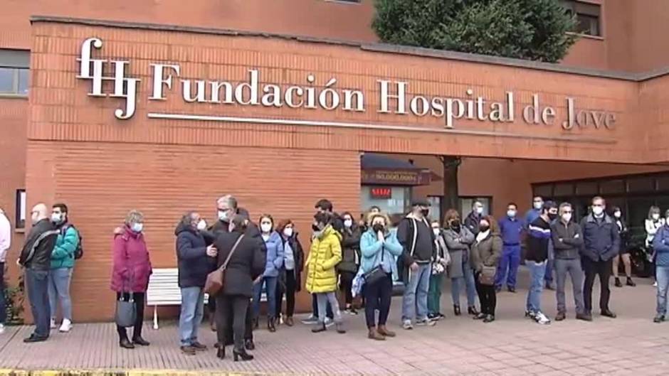 La familia de un sanitario fallecido por covid: "Se juegan la vida por quien se junta en fiestas"