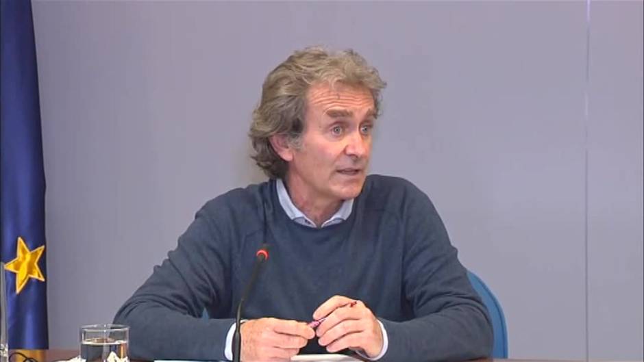 Simón: "Las desescaladas mal hechas, demasiado rápidas, conllevan nuevas olas antes de tiempo"