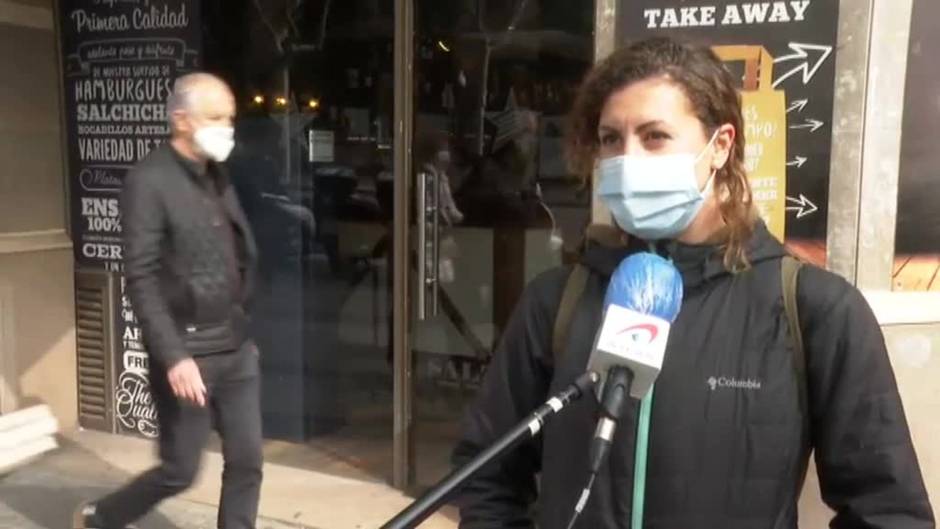 Barcelona frena la relajación de las restricciones por miedo a la cepa británica