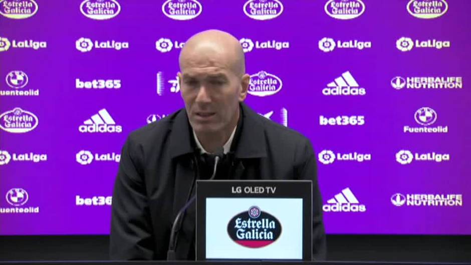 Zidane: "No vamos a arriesgar con Benzemá, si no puede estar contra el Atalanta, no estará"