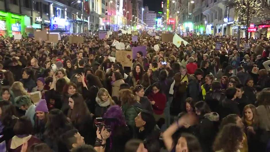 La prohibición de las manifestaciones del 8M en Madrid marca la agenda política