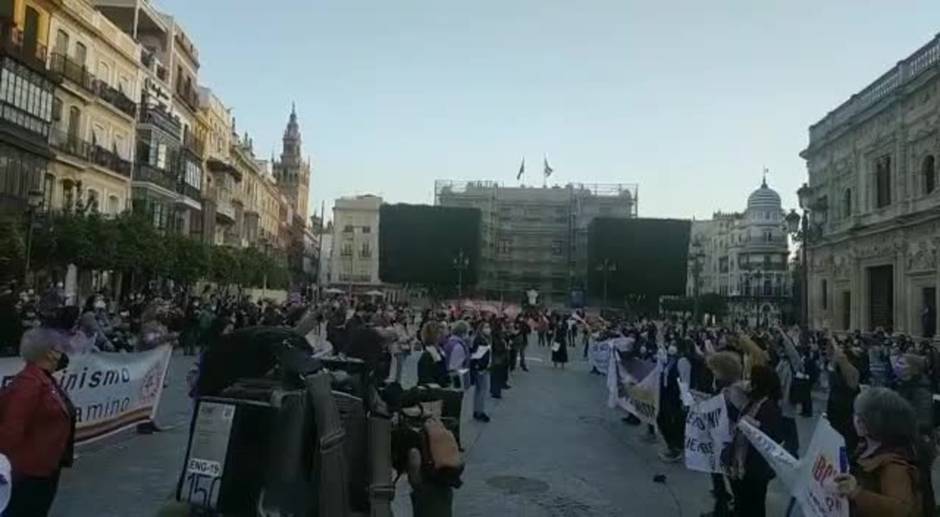 Concentración en Sevilla por el 8-M