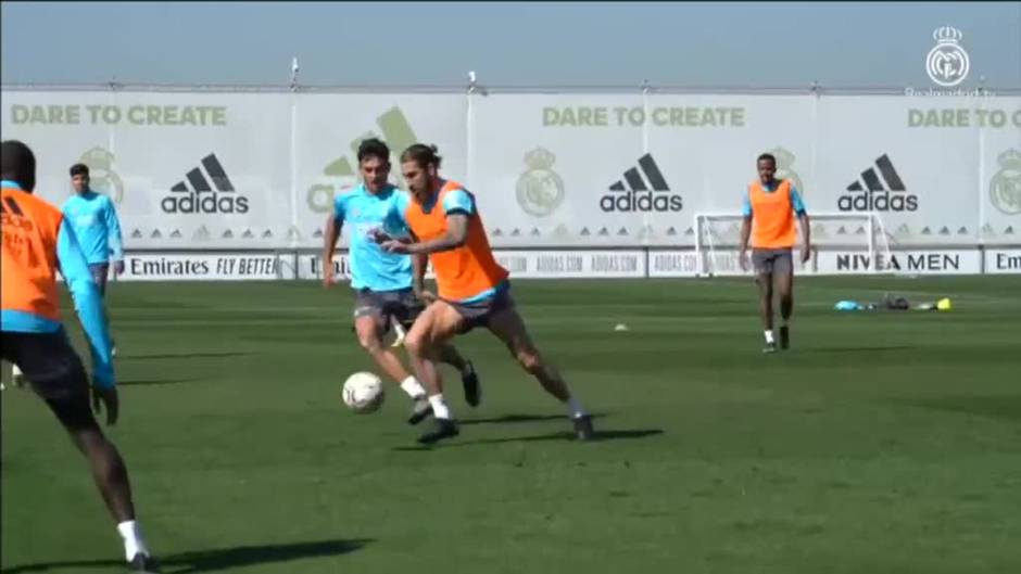 Zidane recupera para el grupo a Ramos y Hazard