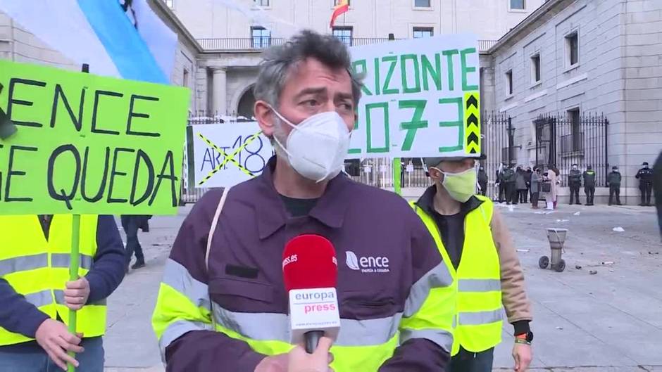 Trabajadores de Ence consiguen una reunión con Ribera tras la protesta en Madrid