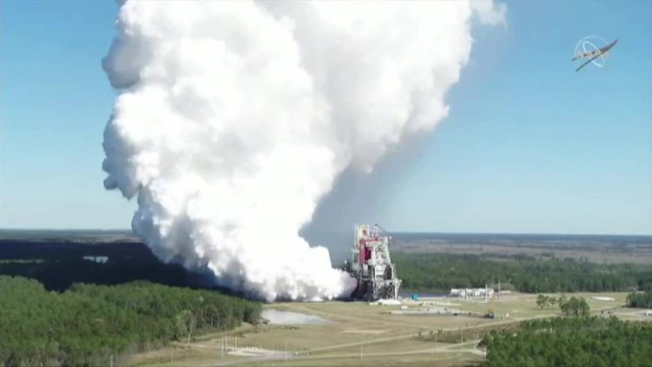 Simulan con éxito el despegue del cohete SLS de la NASA, que podría llevar astronautas a la luna en 2024