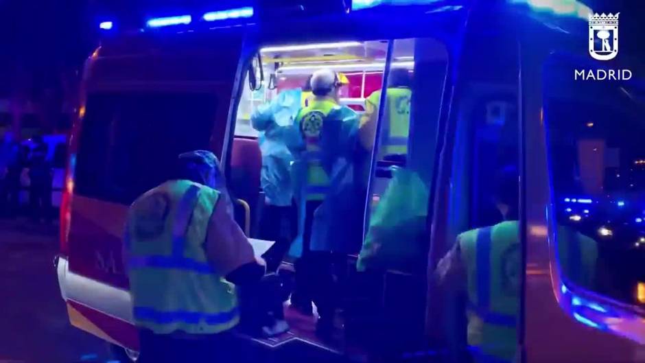 Herido muy grave un hombre por un accidente de moto en Madrid