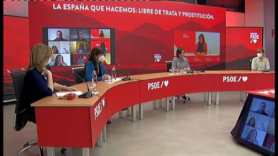 Primer acto de precampaña de Pablo Iglesias con la vivienda como bandera