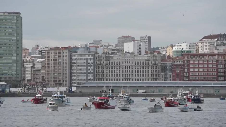 Barcos gallegos protestan contra el nuevo reglamento de la UE
