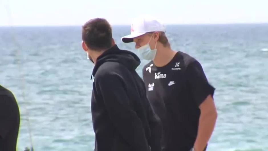 Haaland disfruta de un paseo por Marbella horas antes de enfrentarse a Turquía