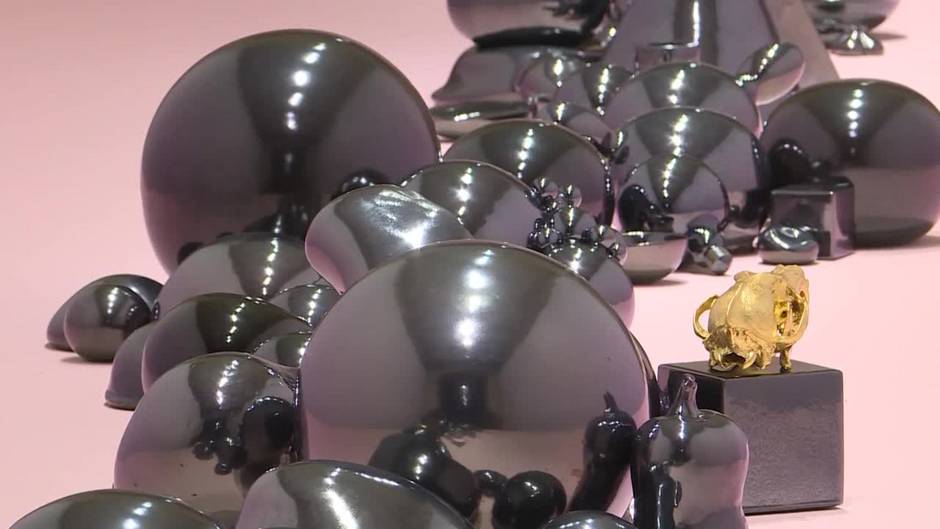 Madrid acoge la exposición 'Acromática. Una partida inmortal' de Mabi Revuelta