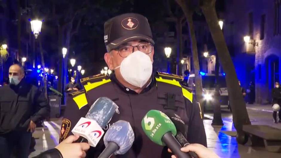 Barcelona: otra noche de botellones en calles y playas