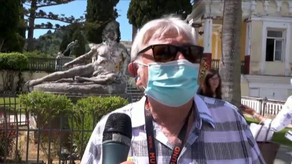 La isla griega de Corfú da la bienvenida a su primer crucero con 600 turistas de Italia, Francia y Alemania