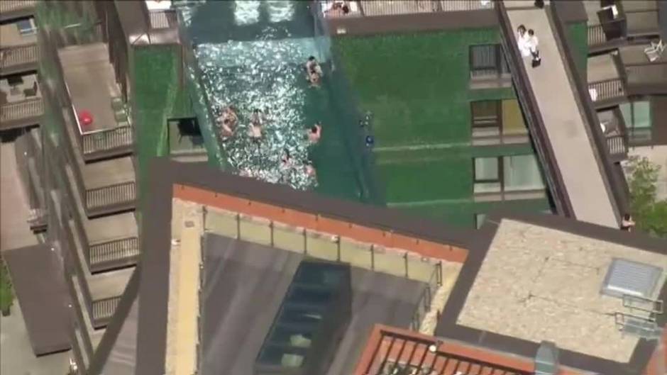 Nadar, volando a treinta metros de altura