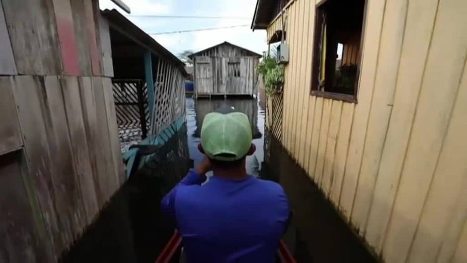 Las mayores inundaciones en 100 años golpean la selva amazónica