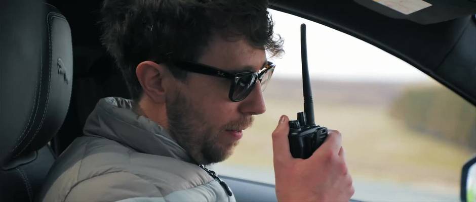 El Jaguar I-Pace simula la subida al Everest con una sola carga