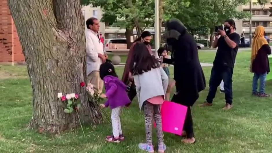 Manifestación en Canadá en apoyo a la familia musulmana canadiense atropellada en un crimen de odio