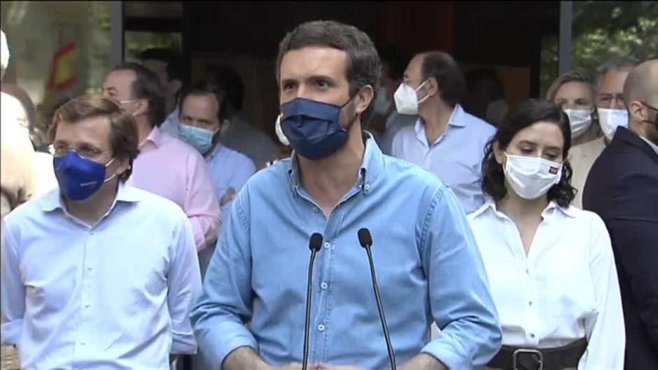 Casado acusa a Sánchez de "vender la soberanía nacional por un puñado de votos"