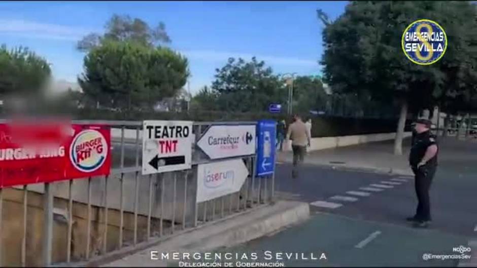 Bomberos logra rescatar ileso a un hombre en la Ronda Urbana Norte