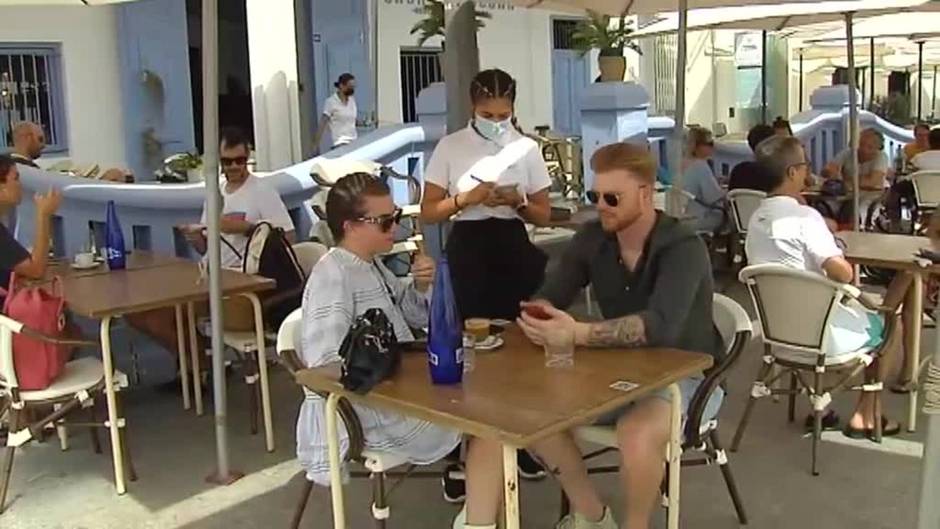 La falta de oportunidades laborales y los empleos precarios dejan a los jóvenes sin futuro