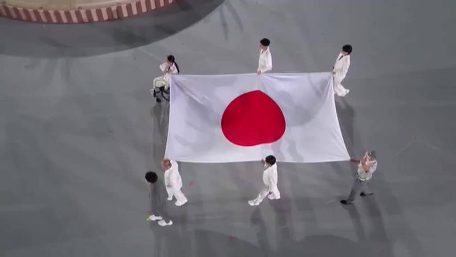 La bandera de Afganistán estuvo presente en la ceremonia de apertura de los Juegos Paralímpicos en Tokio