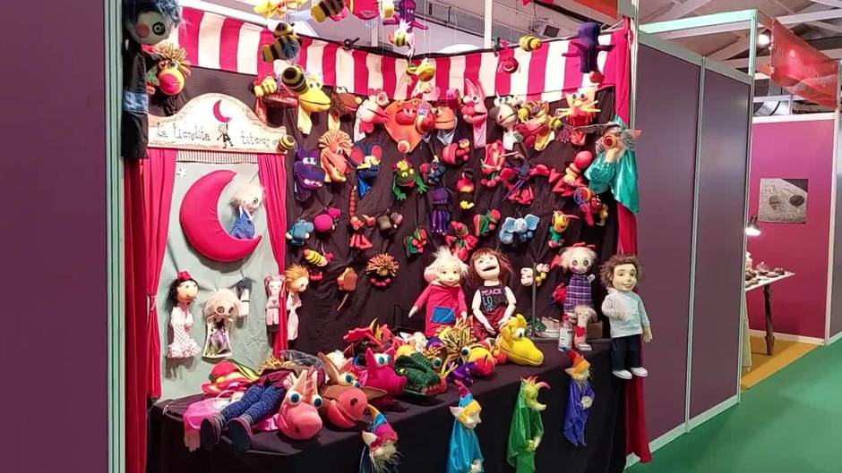 57 artesanos de toda España participan en la feria artesanía de Cuenca