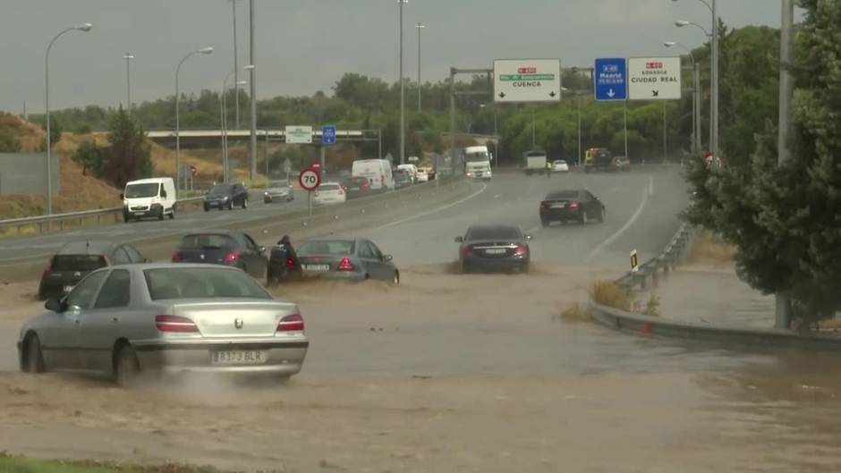 El temporal corta la N400 entre Toledo y el Polígono