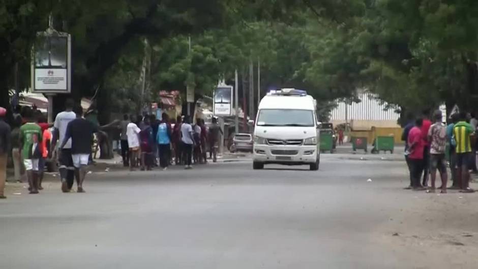 Mamady Doumbouya ya lidera Guinea-Conakry tras el éxito del golpe de Estado