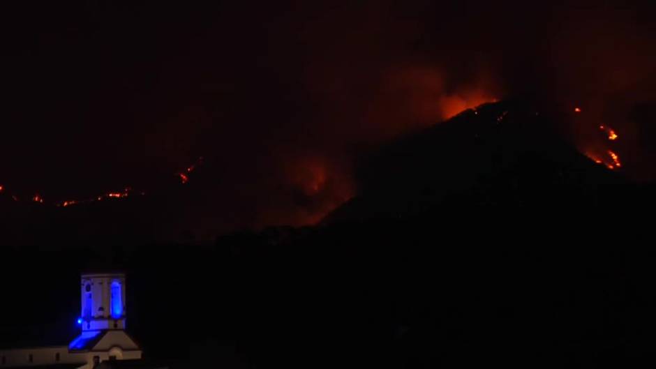 Máxima tensión en Sierra Bermeja por un nuevo incendio