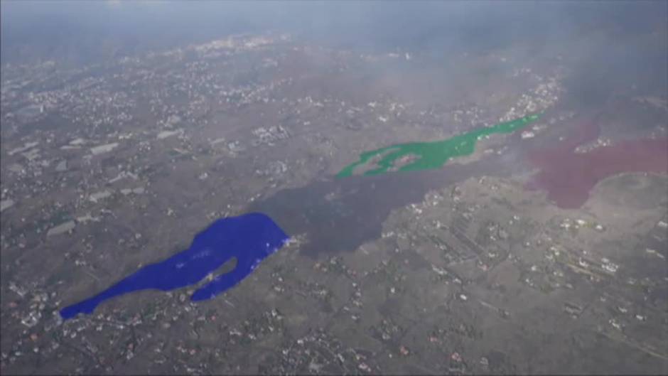 La lengua de lava ha avanzado 4 kilómetros y en algunas zonas llega a tener una anchura de 500 metros