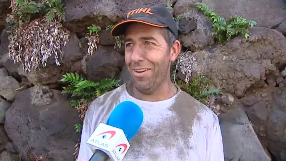 Las cenizas se cuelan en las salinas de La Palma