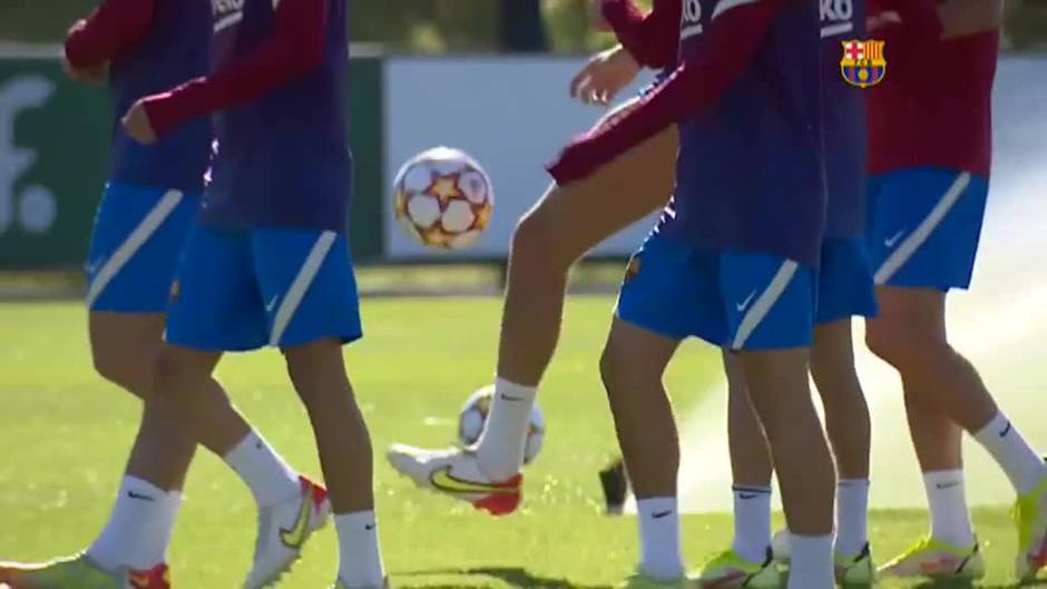 Entrenamiento de activación del Barça antes de la 'final' contra el Benfica