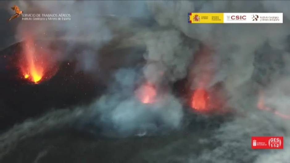 Se abre una nueva boca más en el volcán de La Palma