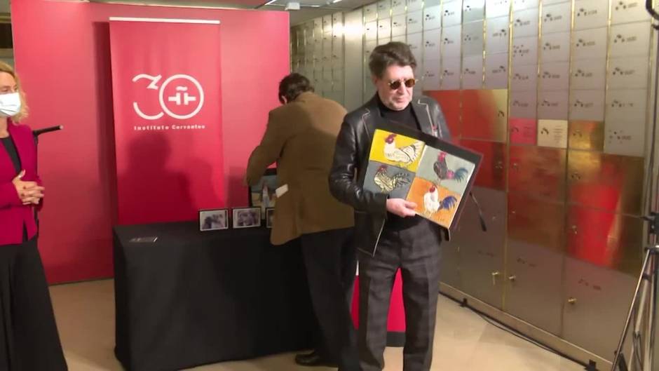 Sabina no volverá a los escenarios "mientras la gente esté con mascarilla"