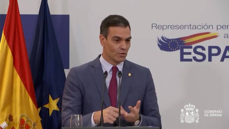 Sánchez apoya a Calviño y responde a Podemos que no hay injerencia