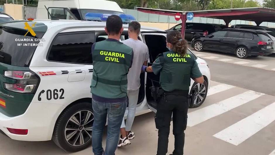 Detenidos dos jóvenes por robar en el interior de vehículos en Torre Pacheco