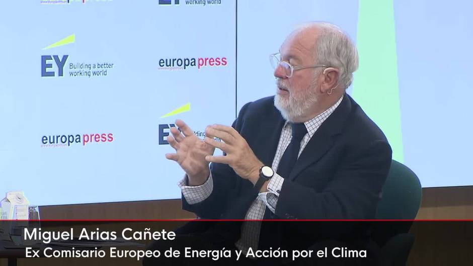 Un encuentro con expertos analiza el momento que atraviesa el sector energético en España