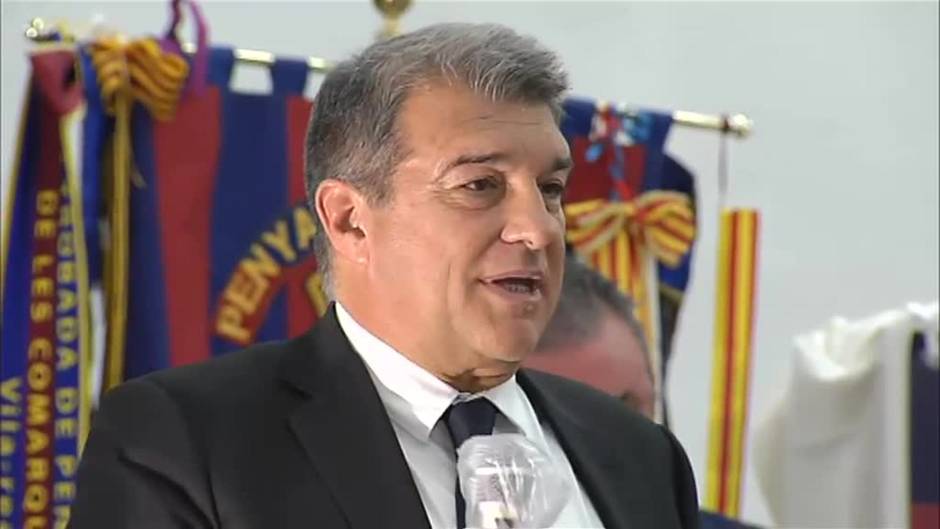 Laporta se da un baño de masas antes del Villarreal-Barcelona