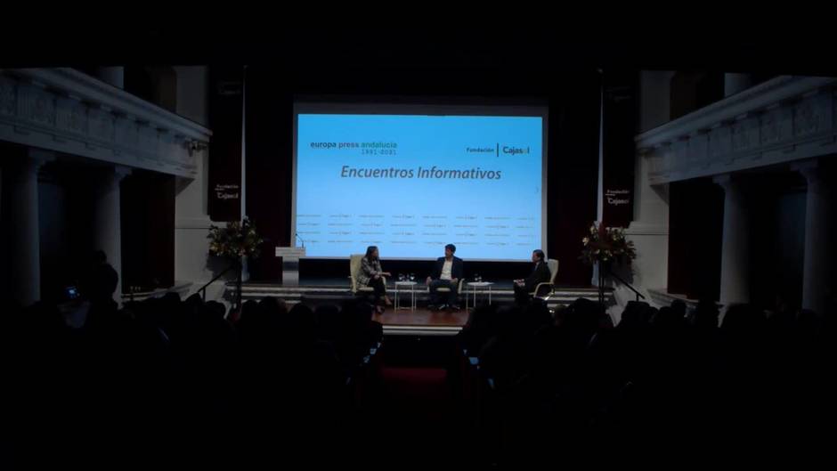 Arrimadas abre la puerta a una coalición con el PP en Andalucía