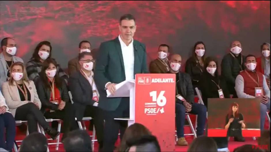 Sánchez afirma que la Constitución es la "hoja de ruta" del Gobierno